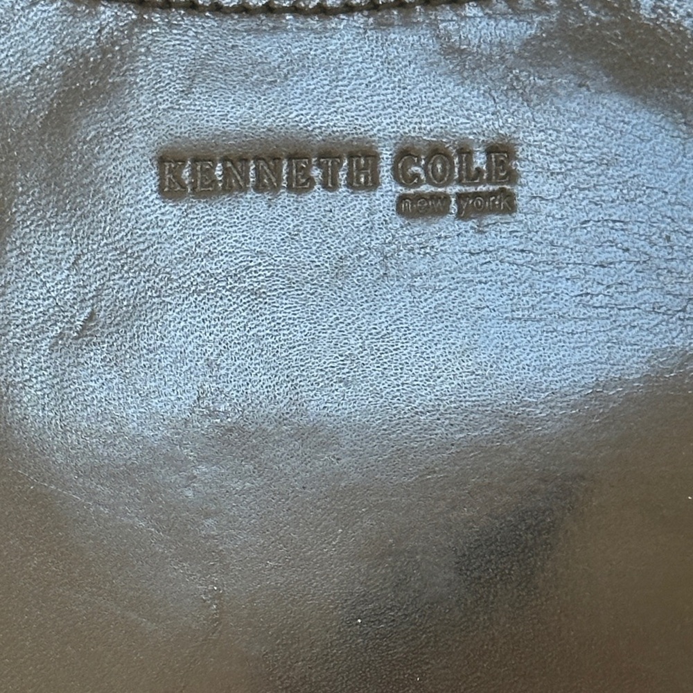 Kenneth Cole leather Black Clutch - Picture 2 of 8